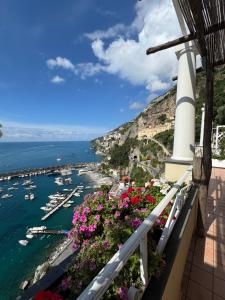 Apartments Amalfi Design Sea View accessible by 250 steps