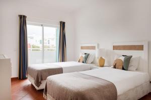 Prainha 2BR Stay | Pool & Beach Access