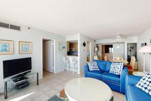 Sea Colony Ocean 7th floor condo with gym balcony & tennis court