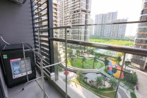 Shi House- Studios BE1 Balcony, internal view