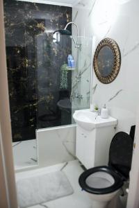 Serenas Apartment