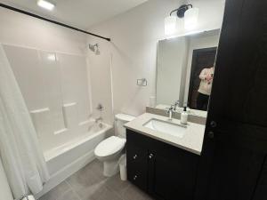 Brick & Bed Riverfront Lofts, T 309