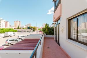Piso para 6 huéspedes con Piscina y Garaje a 300 metros del Mar