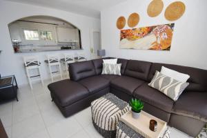 Seaview Apartment Walk to Beach