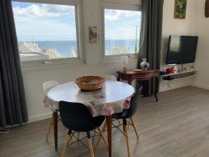 Appartement Vue Mer, jardin et terrasse- 1 Chbre