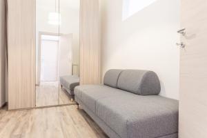 Verdi 185 by Pleiades Home
