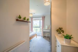 Bright & Modern 1BDR Flat in New Malden