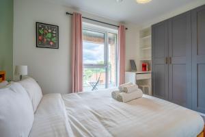 Bright & Modern 1BDR Flat in New Malden
