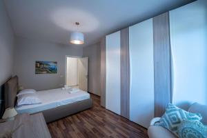 Beachfront Sion Sarande Apartment