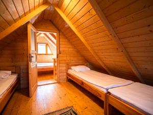 Dadaj Summer Camp - całoroczne domki Rukławki