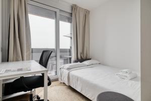 New-Build Bright & Quiet 1-BR Flat with balcony