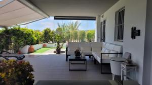 OCEAN VIEW Deluxe Apartment