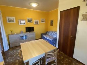 Spacious stay for families with garden