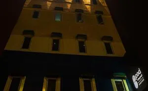 Pod N Beyond Smart Hotel - Sānkchi