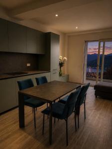 Lake View Apartament 10 - Free Parking & Terrace