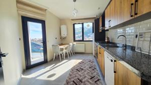 Moonlight Suite