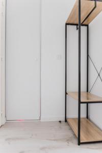 Grand T4 85m terrasse 8 pers 15min Paris
