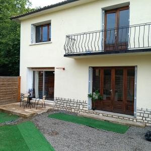 Pearly Maison Central Ruffec