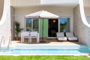 Casa de Sarina - Beautiful apartment w direct access to the pool