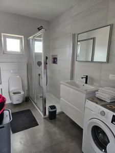 Apartment Tamaris Vir near the beach - TA Leut Agency