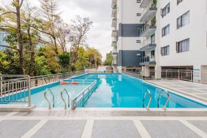 Blue 2 Bedroom, Bath