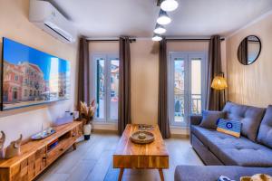 Old town balcony apartment