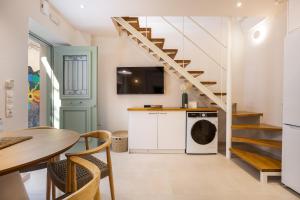 CF suite, Elegant Old Town Retreat, with Fortezza views