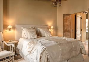 10P 5B Le Manoir Saint Michel Heated pool