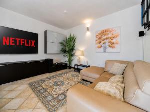 Casa di Iaio - Wi-Fi Netflix Home Cinema