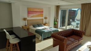 APART , DEPARTAMENTOS loft , bahia grande nordelta , BALCON JACUZZI Y vista a la bahia