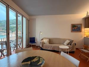 Tamariu Beach 1- Beachfront Home with wifi views