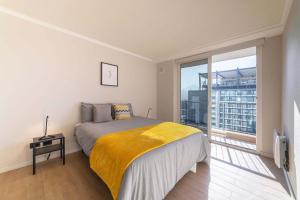 1BR Retreat Providencia Modern Pool and Gym