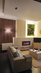 LA SUITE 159