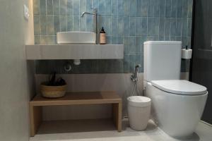 Ceramic Rooms Boutique Hostel
