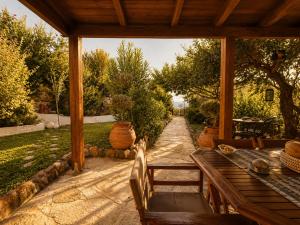 Seafront South Crete Garden Apt - Domus of Sol
