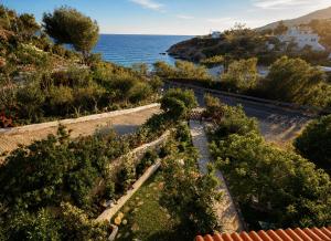 Seafront South Crete Garden Apt - Domus of Sol