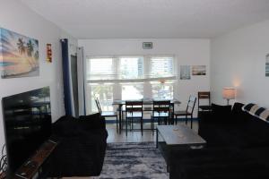 404 Emerald Isle by Alicia Hollis Realtor Rentals - Open in August