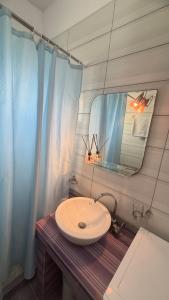Leonoras Apartment