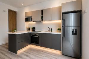 Icon Apartments
