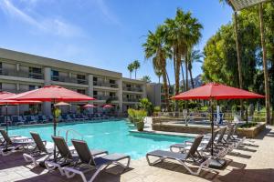Indian Wells Resort Hotel