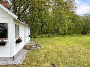 6 person holiday home in LÖTTORP