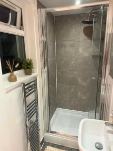 Prime King sized room with private bathroom
