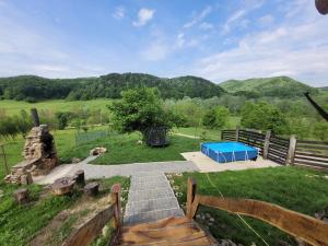 Cabana Noah Rustic