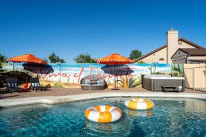 Paradise Lane - Pool - Hot Tub - Sports Court