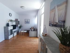 Zara Central Apartment - Old Town & balcony