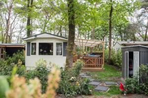 UMABELL Forest Dream Cozy Nature Retreat