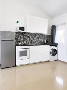 Silver Airport Parking & Apartments