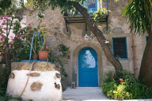 La Casa del Nespolo - Exclusive Country Suites - Seaview Pool & Self Check-in