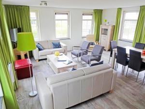 House in Netherlands for 8 with Modern Comfort