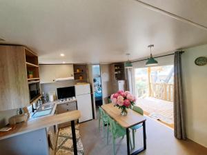 Mobilhome 4 personnes - 2 chambres - 40m2 La Crau